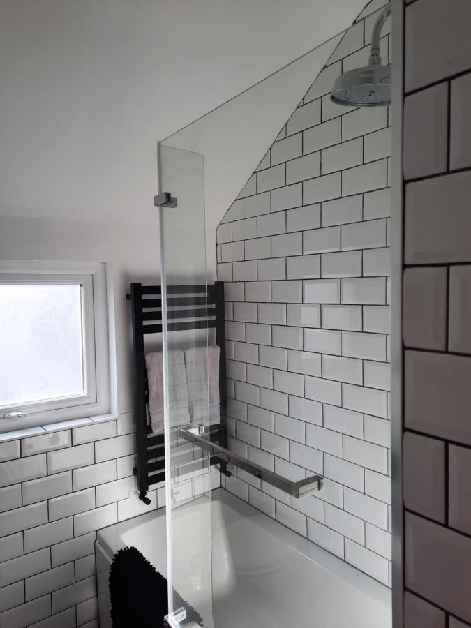 Seacliff Road Luxury Apartments Бангор Екстериор снимка